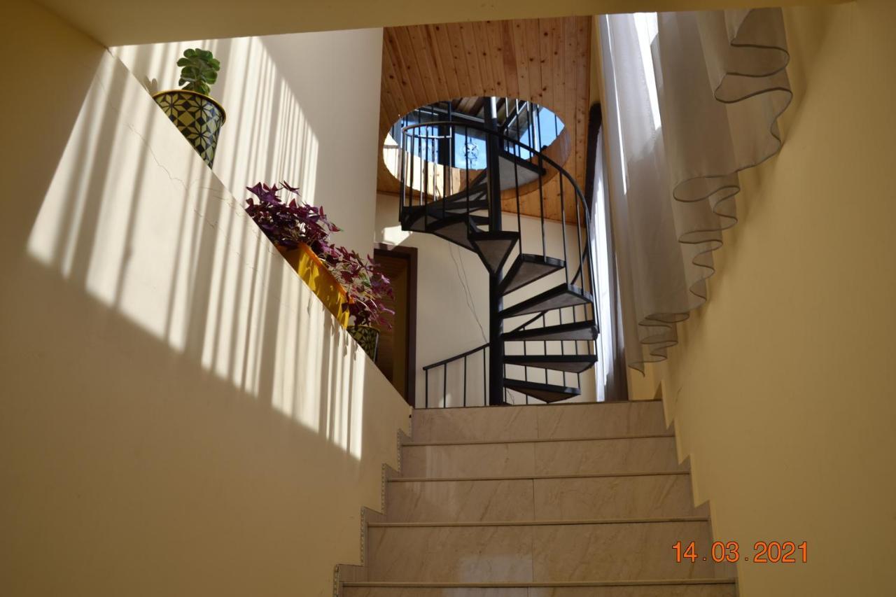 Hotel Gallery Mestia Exterior photo